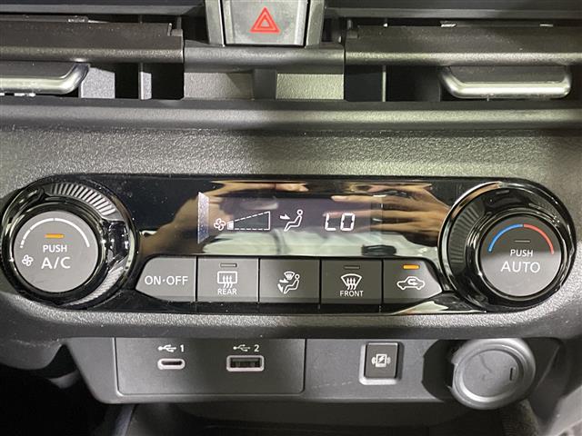 日産 ノートオーラ