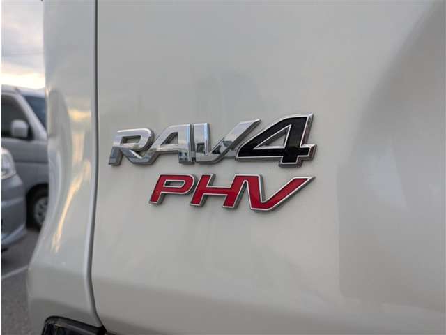 トヨタ RAV4 PHV