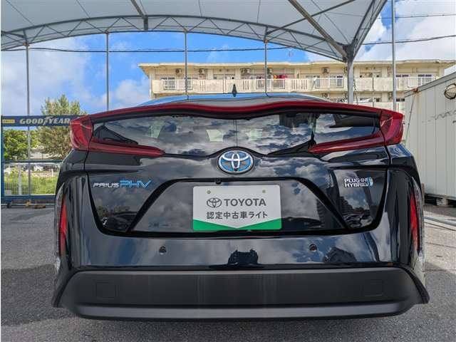 トヨタ プリウスPHV