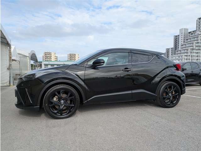 トヨタ C-HR