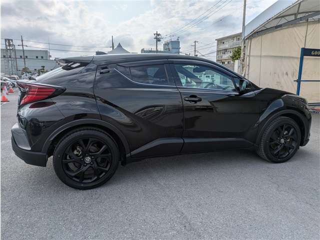トヨタ C-HR