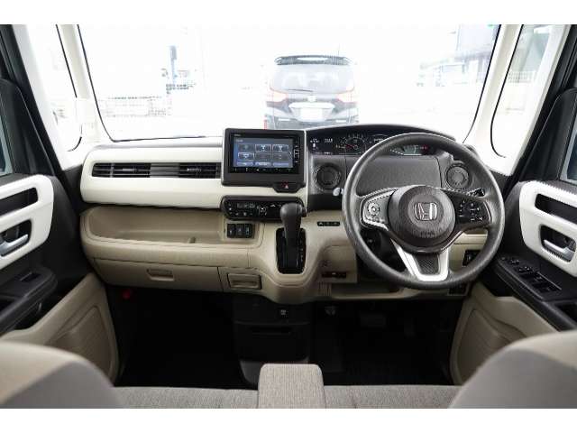 ホンダ N-BOX