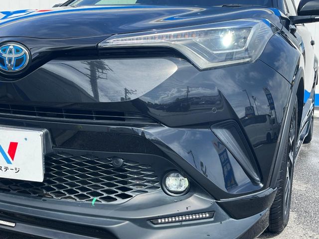 トヨタ C-HR