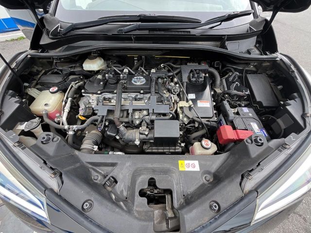 トヨタ C-HR