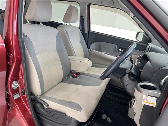 ダイハツ キャスト