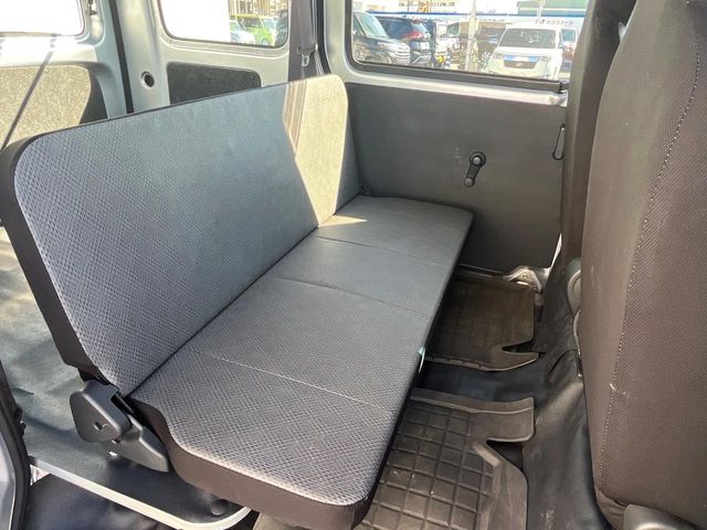 ダイハツ ハイゼットカーゴ