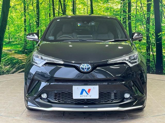 トヨタ C-HR