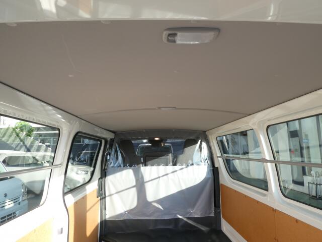 トヨタ ハイエースバン