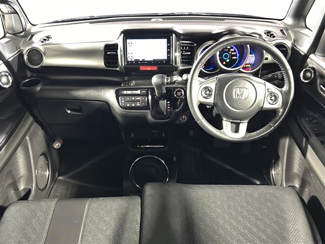 ホンダ N-BOXスラッシュ