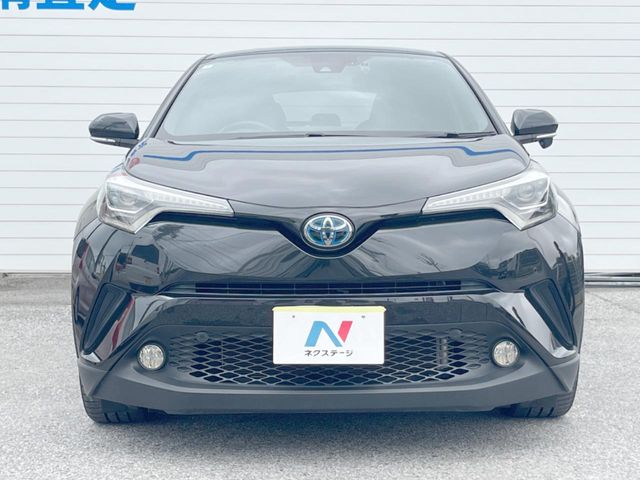 トヨタ C-HR