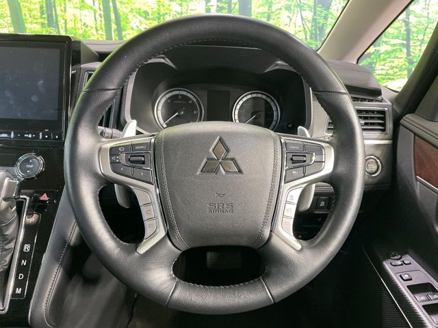 三菱 デリカD：5