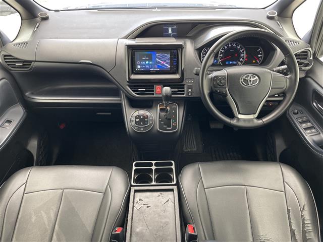 トヨタ ヴォクシー