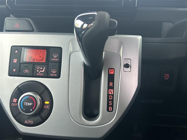 ダイハツ ウェイク