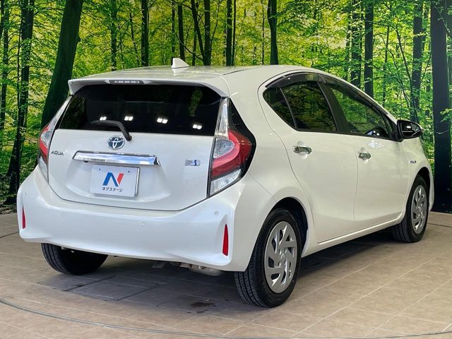 トヨタ アクア