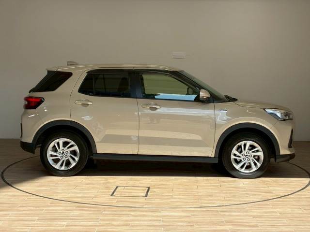 ダイハツ ロッキー