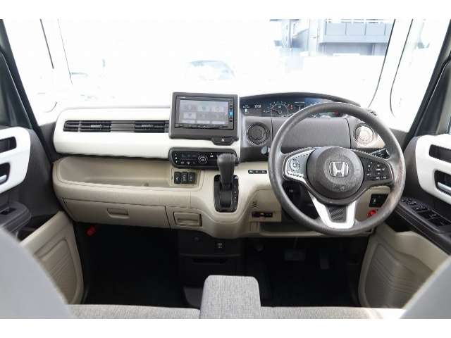ホンダ N-BOX