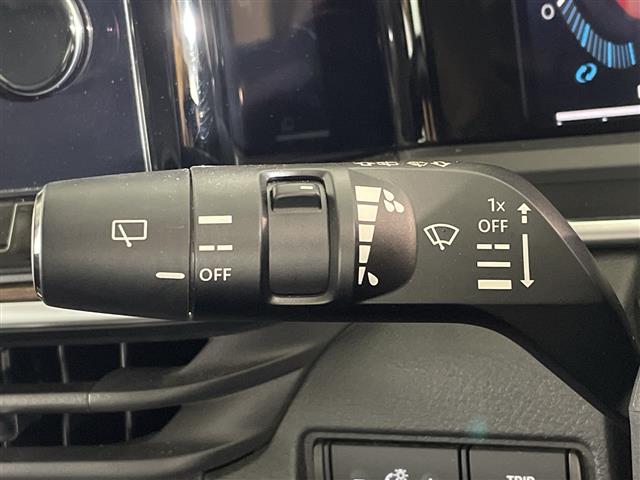 日産 ノートオーラ
