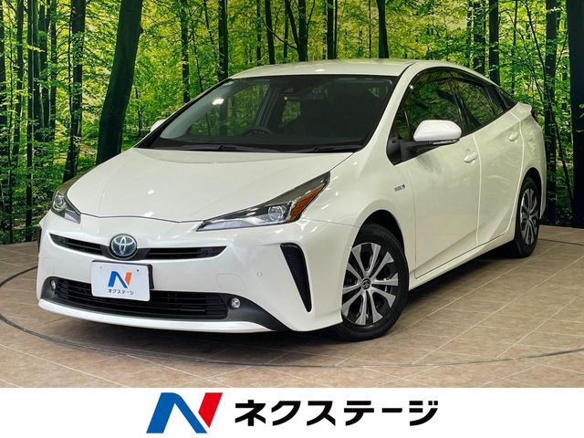 トヨタ プリウス