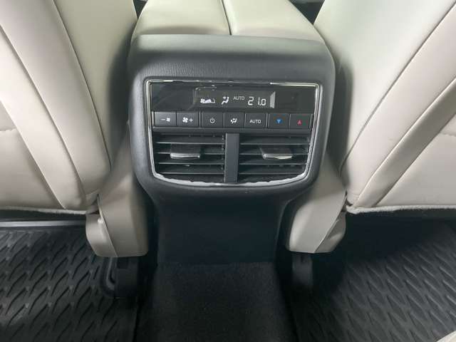 マツダ CX-8