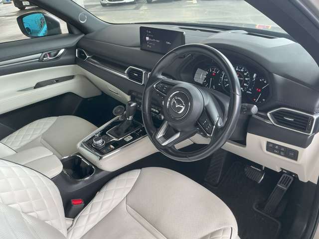 マツダ CX-8