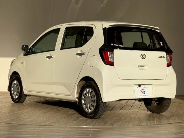 ダイハツ ミライース