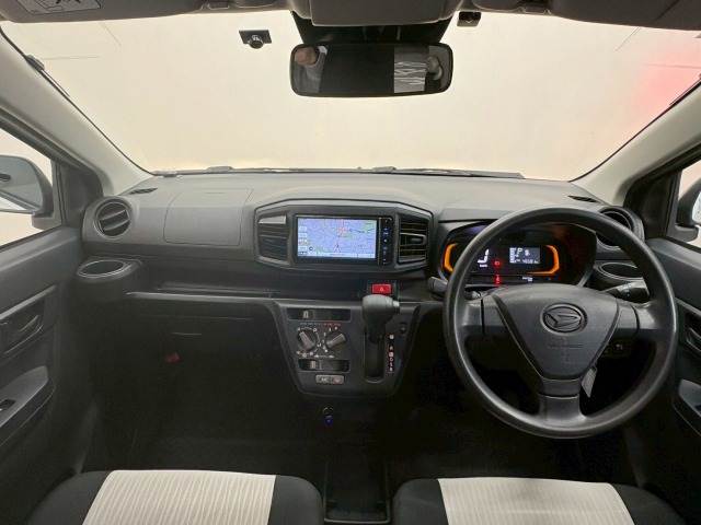 ダイハツ ミライース