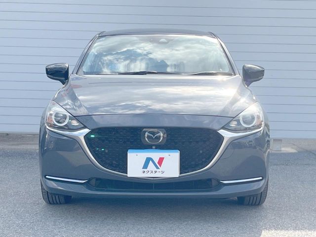 マツダ MAZDA2