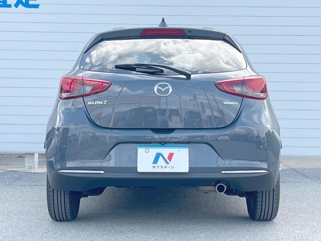 マツダ MAZDA2