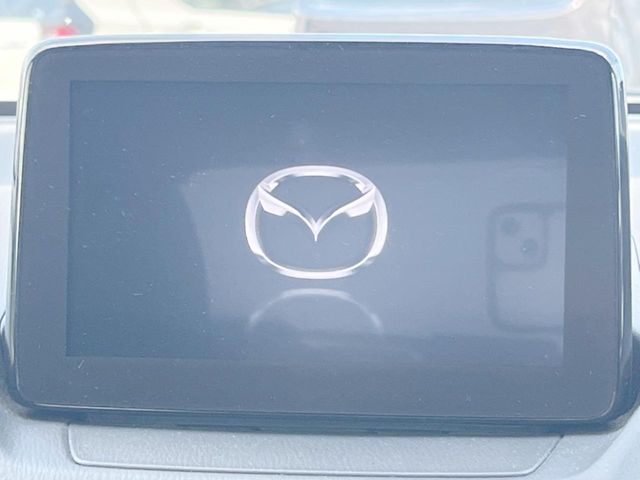 マツダ MAZDA2