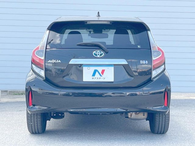 トヨタ アクア