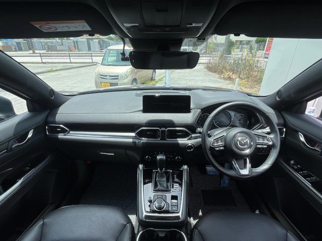 マツダ CX-8