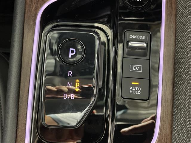 日産 ノートオーラ