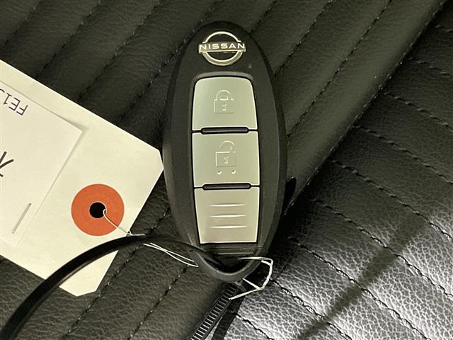 日産 ノートオーラ