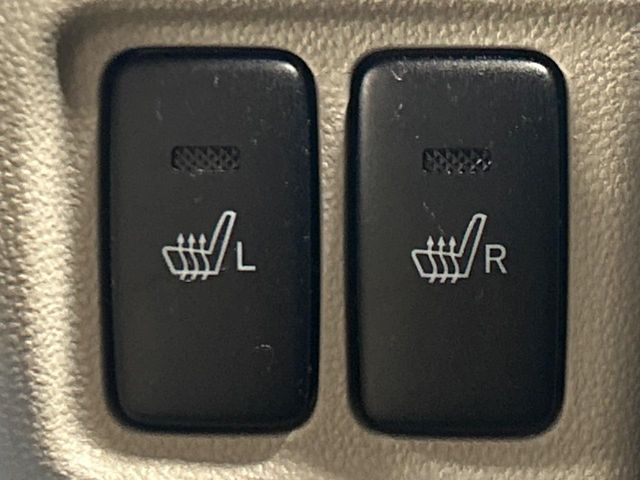 ダイハツ キャスト