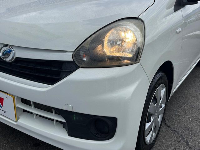 ダイハツ ミライース