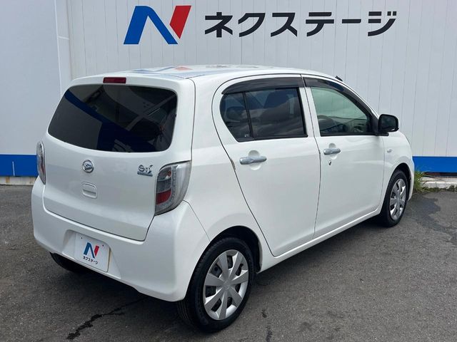 ダイハツ ミライース