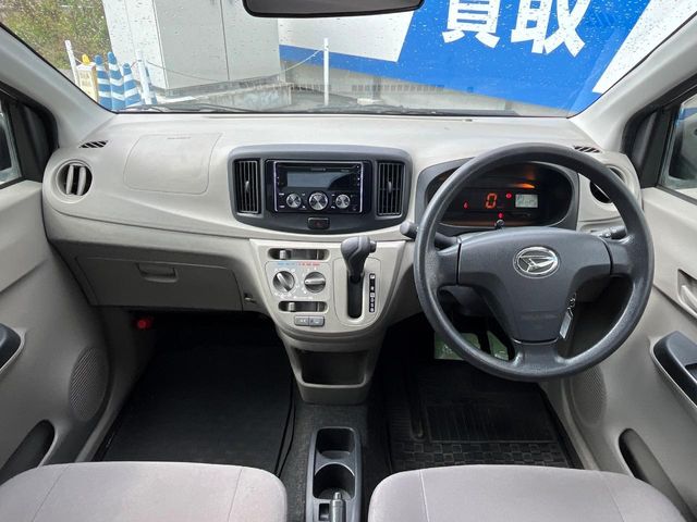 ダイハツ ミライース