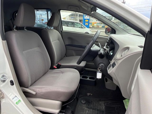 ダイハツ ミライース