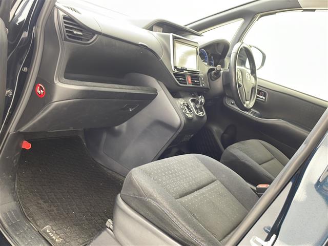 トヨタ ヴォクシー