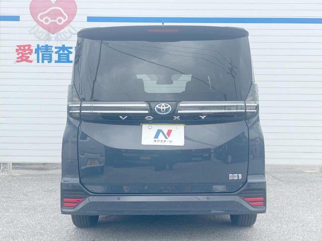 トヨタ ヴォクシー