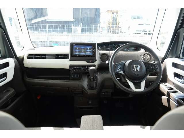 ホンダ N-BOX