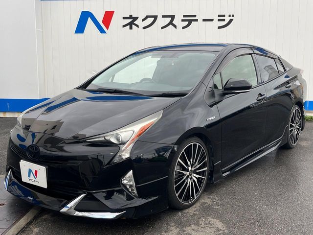 トヨタ プリウス