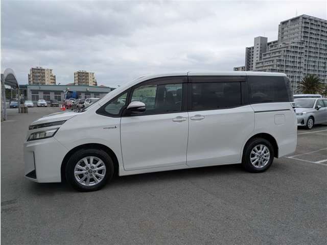 トヨタ ヴォクシー