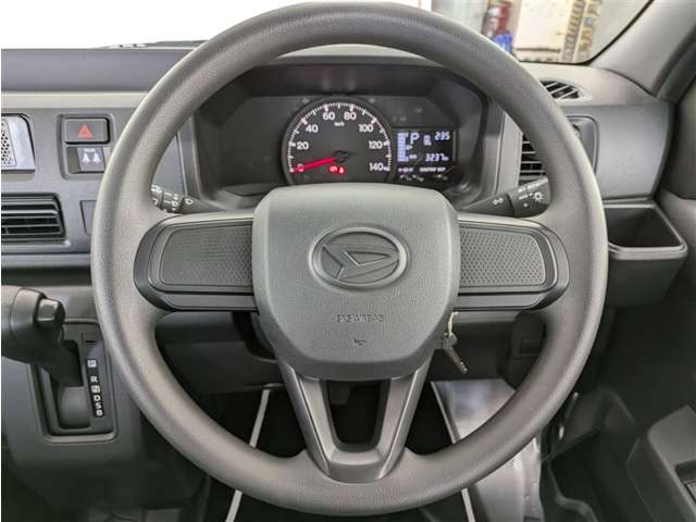 ダイハツ ハイゼットカーゴ