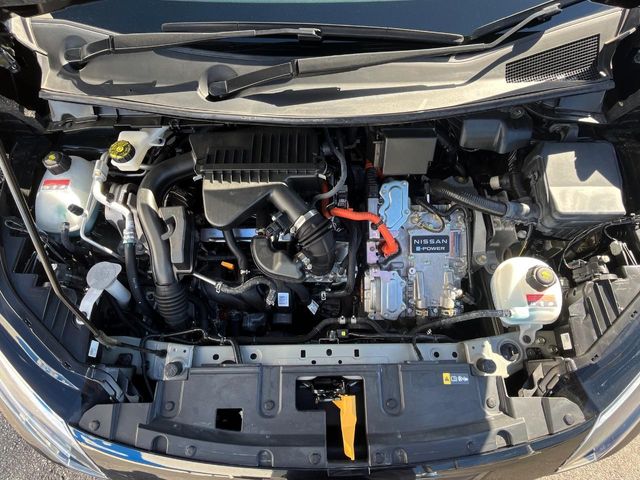 日産 ノートオーラ