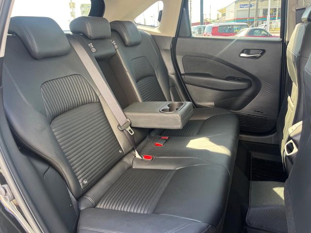 日産 ノートオーラ