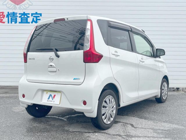 日産 デイズ