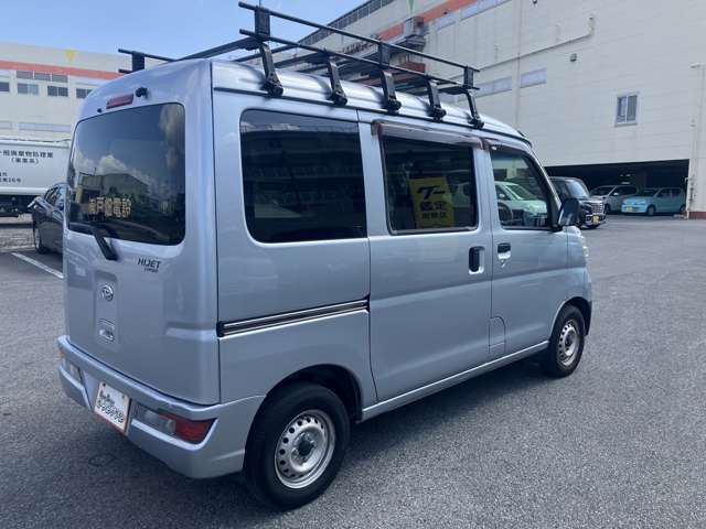 ダイハツ ハイゼットカーゴ
