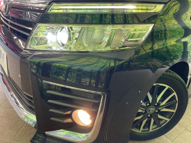 トヨタ ヴォクシー