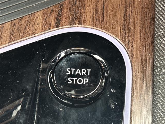 日産 ノートオーラ